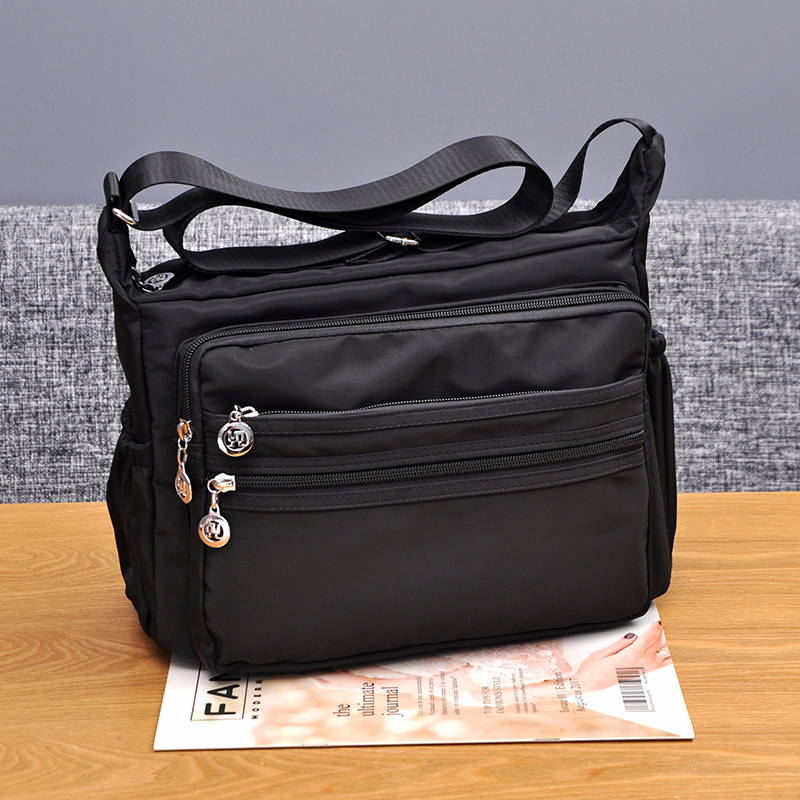 大容量尼龙斜挎包新款百搭休闲中年妈妈包多层多口袋女包防水布包,箱包皮具/热销女包/男包,通用款女包,淘宝优惠券,粉丝福利购,淘宝优惠卷