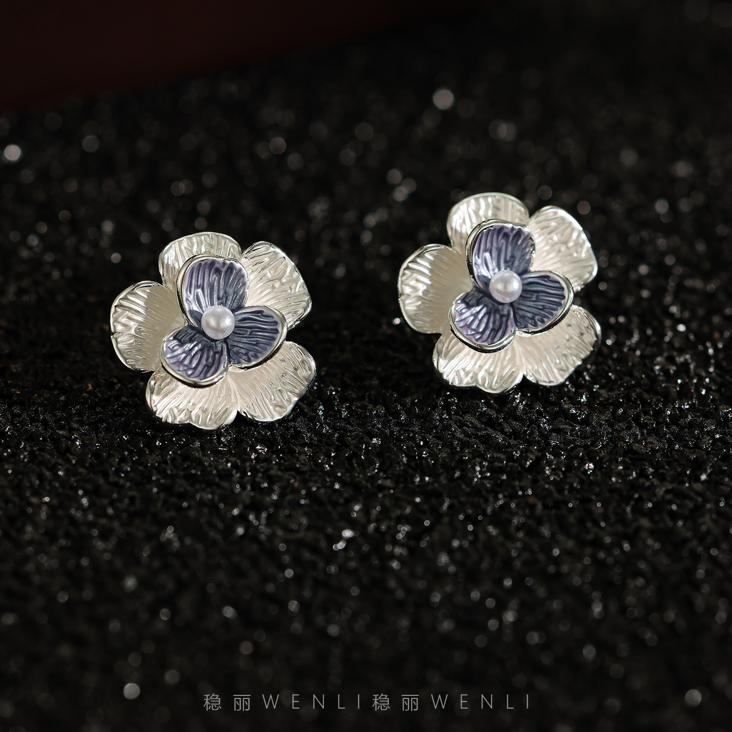 蓝色花朵耳钉2026新款爆款高级感巨好看独特漂亮耳环925银针耳饰