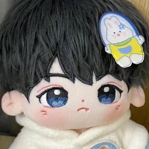 明星真人周边TFboys王俊凯