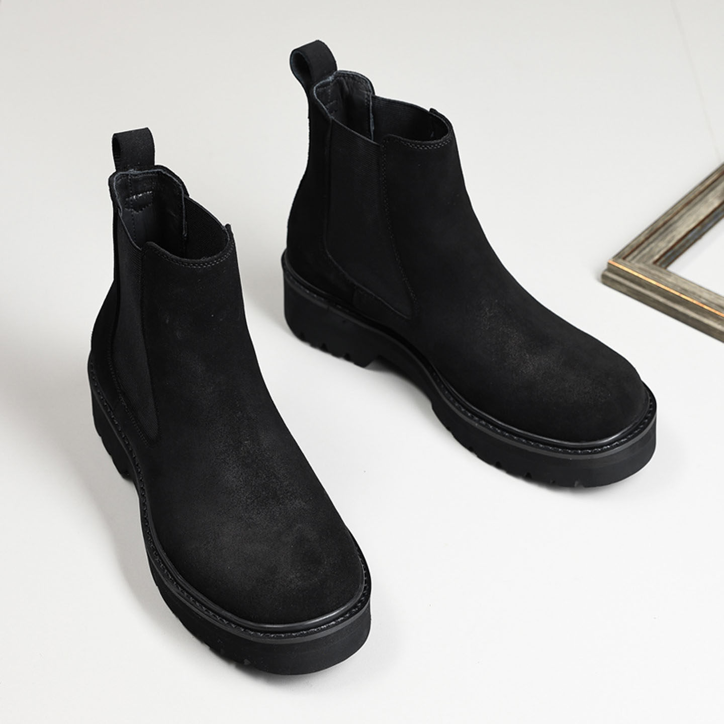 英伦风真皮男款皮靴子圆头加厚底商务休闲高帮鞋男切尔西靴马丁靴