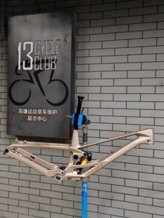 西班牙欧贝亚ORBEA RALLON DH/Enduro软尾山地车速降山地车车架