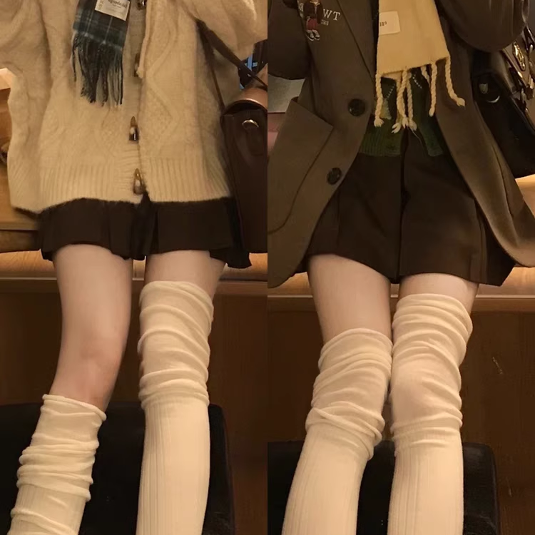 配靴子的过膝袜子女春夏款