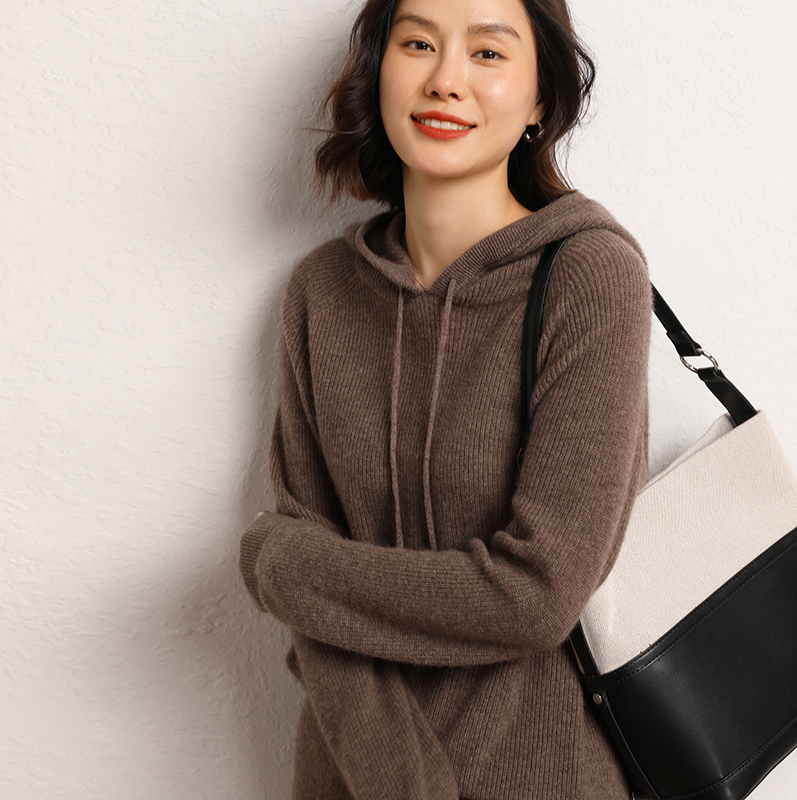 绢斯特山羊绒女士宽松打底衫毛衣