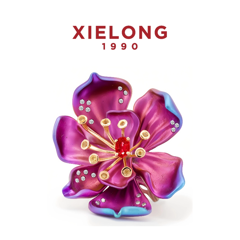 协隆18K金红宝石花朵钻戒
