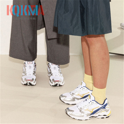 Mizuno美津浓WaveRider10跑鞋