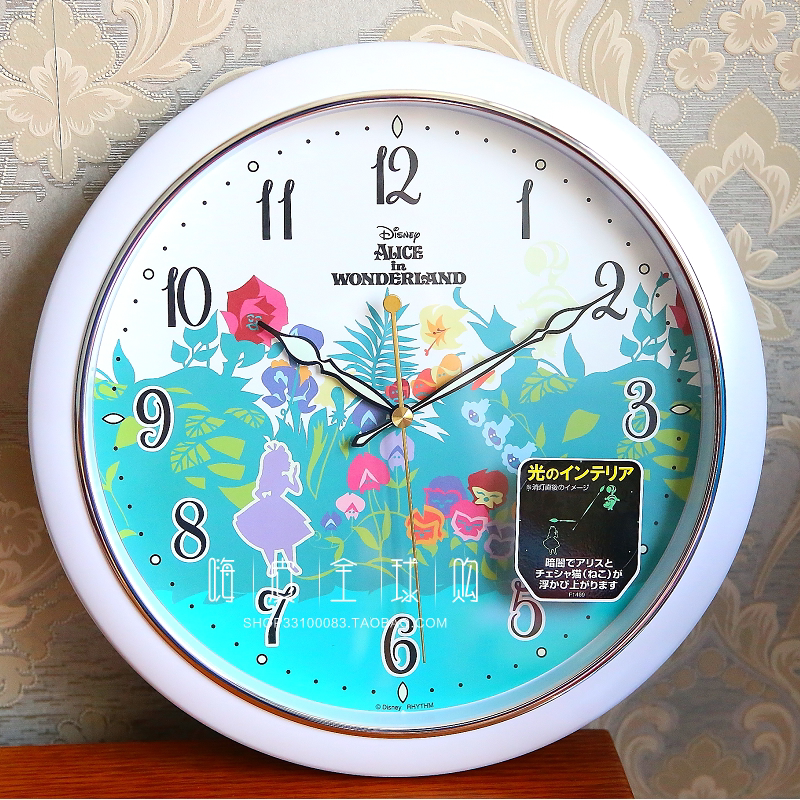 迪士尼日本进口丽声rhythm儿童卡通爱丽丝仙境静音卧室荧光挂钟