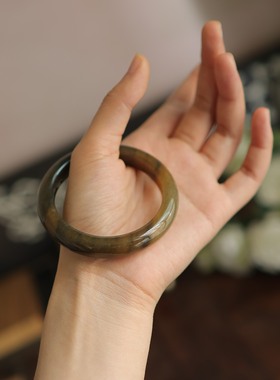 天然和田玉楼兰镯新中式显白