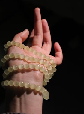 天然和田玉 8mm黄口圆珠多圈 货号JY9891 价格25800