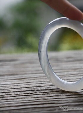 青禾淑坊古典玛瑙手镯