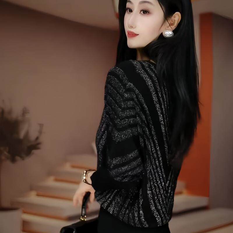 设计感条纹V领蝙蝠袖针织衫女士2026年春秋新款气质休闲长袖上衣