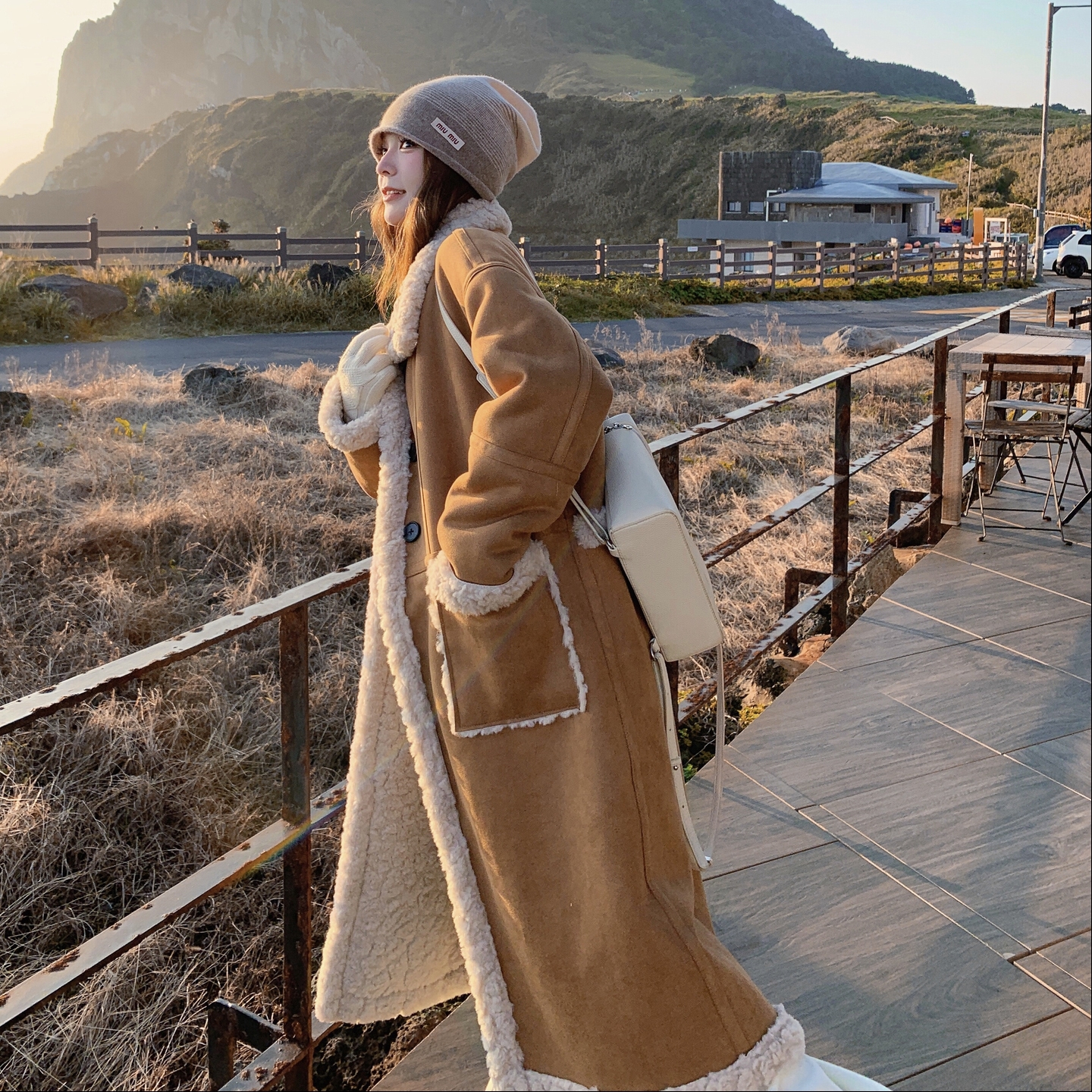 【新款】环保皮草2571-P195-K298,女装派克服,柏妮丝绮 【新款】环保皮草2571-P195-K298,女装派克服,柏妮丝绮