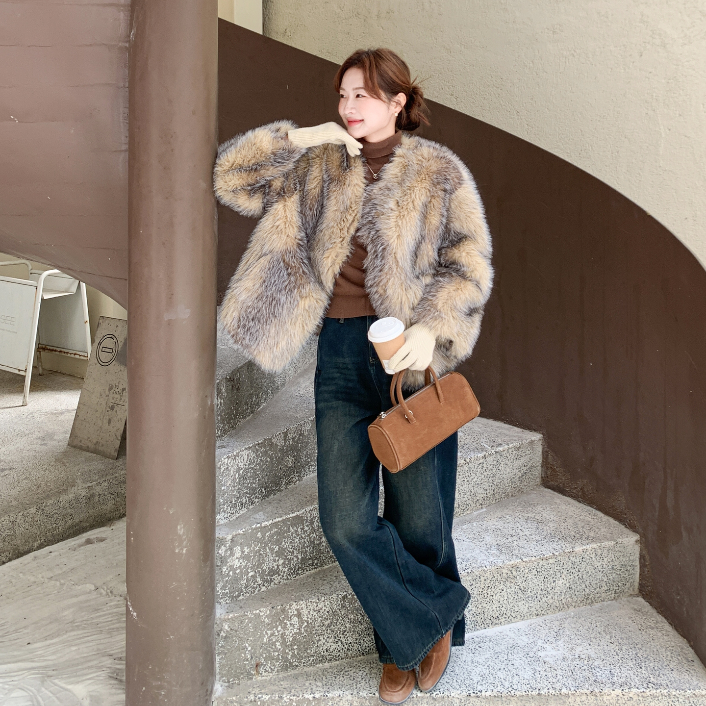 【新款】气质重工挑染环保皮草短外套2579-P255-K388，女装派克服，柏妮丝绮