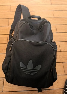 阿迪达斯三叶草正品 男女运动休闲双肩包JD5522