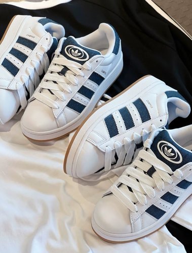 adidas三叶草正品男女同款低帮运动休闲板鞋JQ7439