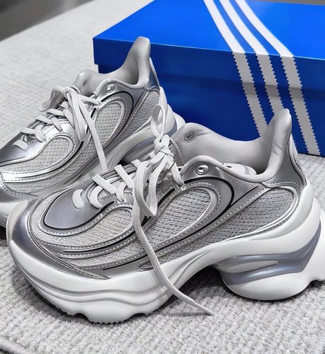 阿迪达斯三叶草正品女鞋2025新款厚底增高老爹鞋休闲运动鞋KI0557