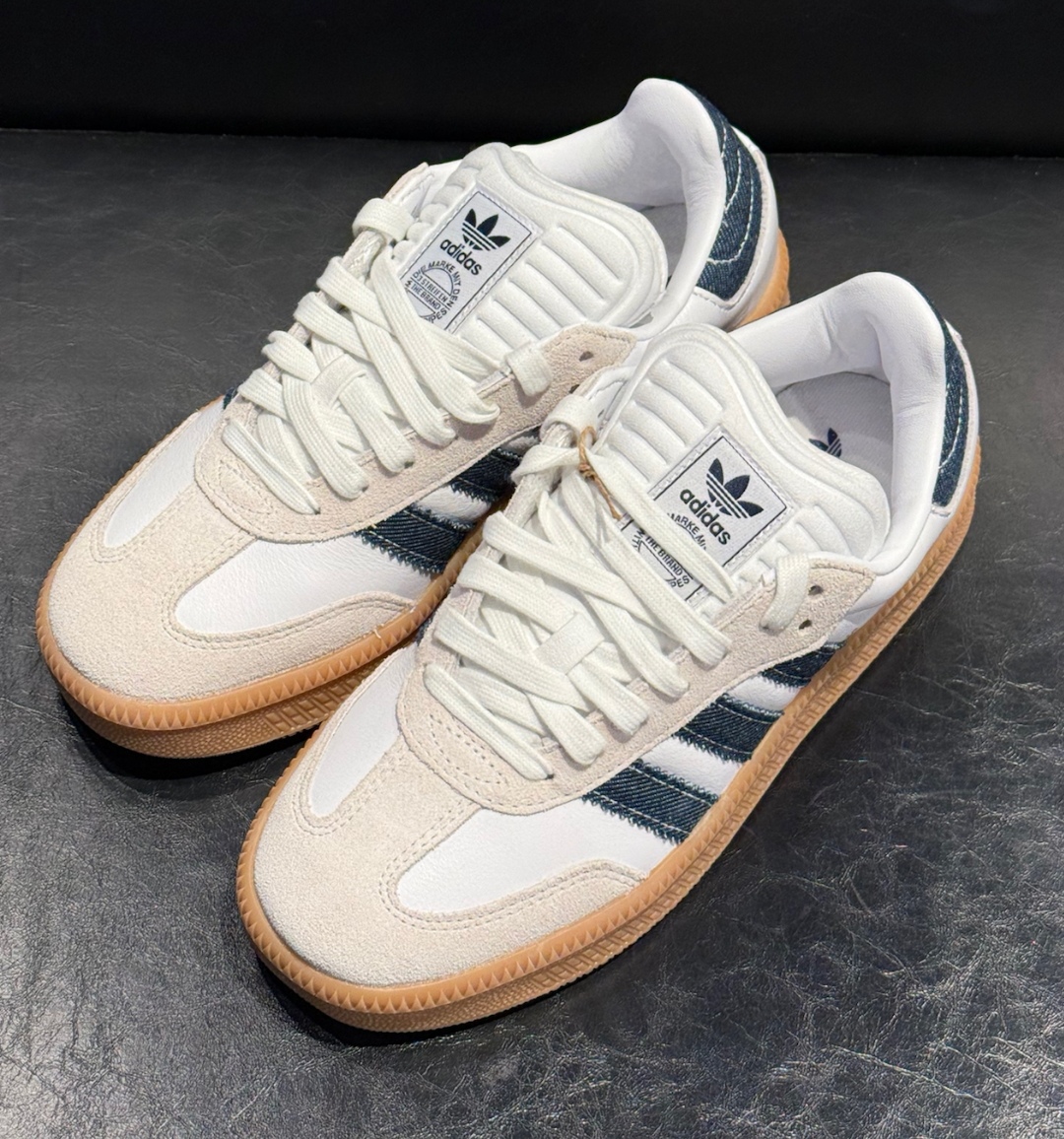 adidas三叶草正品舒适百搭低帮板鞋男女同款休闲鞋白蓝色JQ7440