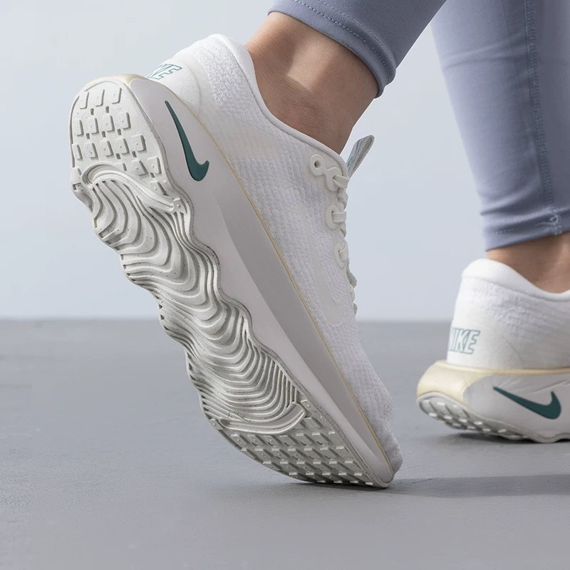 NIKE耐克训练鞋女鞋2024冬季新款运动鞋休闲健身跑步鞋DV1238-102