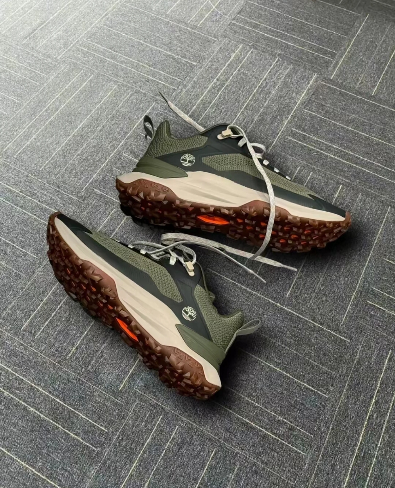 Timberland添柏岚 Motion Access 徒步鞋 男款 绿灰色TBOA6DJKEY1