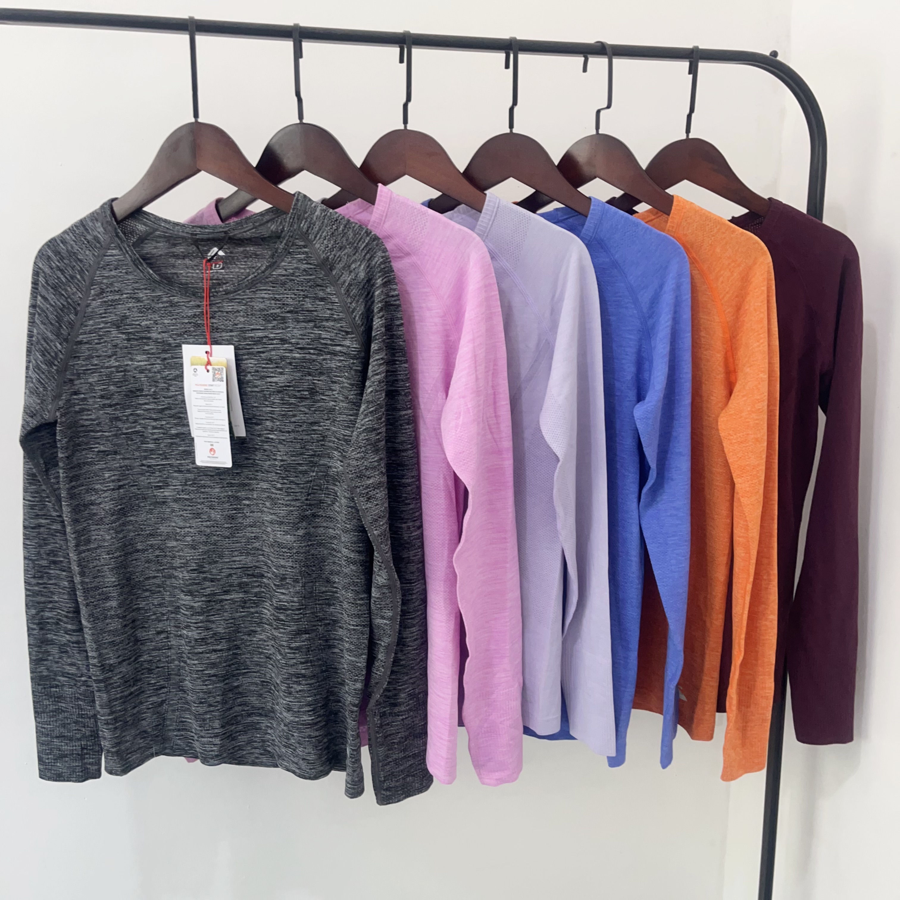 专业吸汗高弹速干T恤女长袖户外运动跑步健身滑雪瑜伽服薄款大码