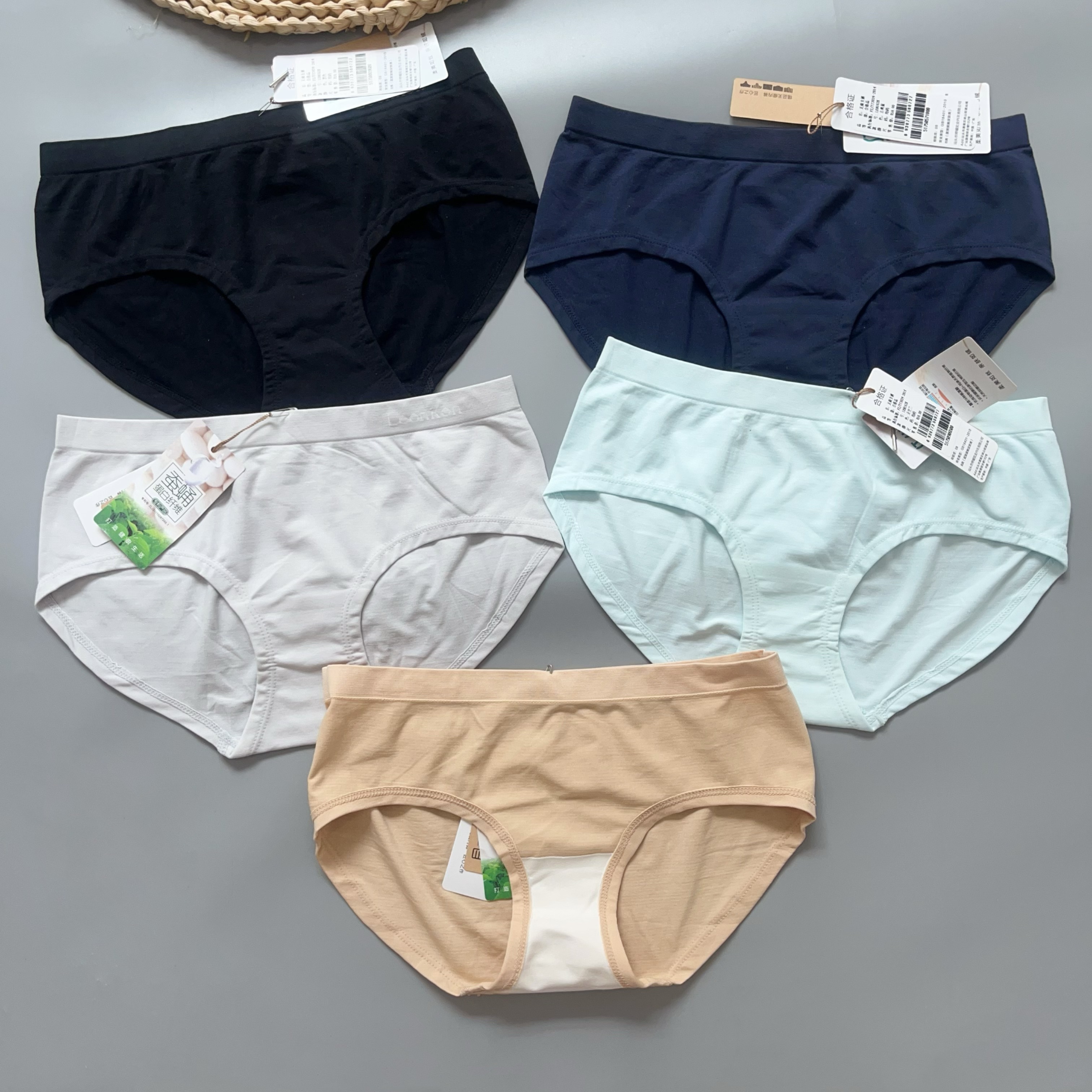 好穿舒服 蛋白纤维抗菌透气棉裆中腰女士内裤 高弹裸感无痕三角裤
