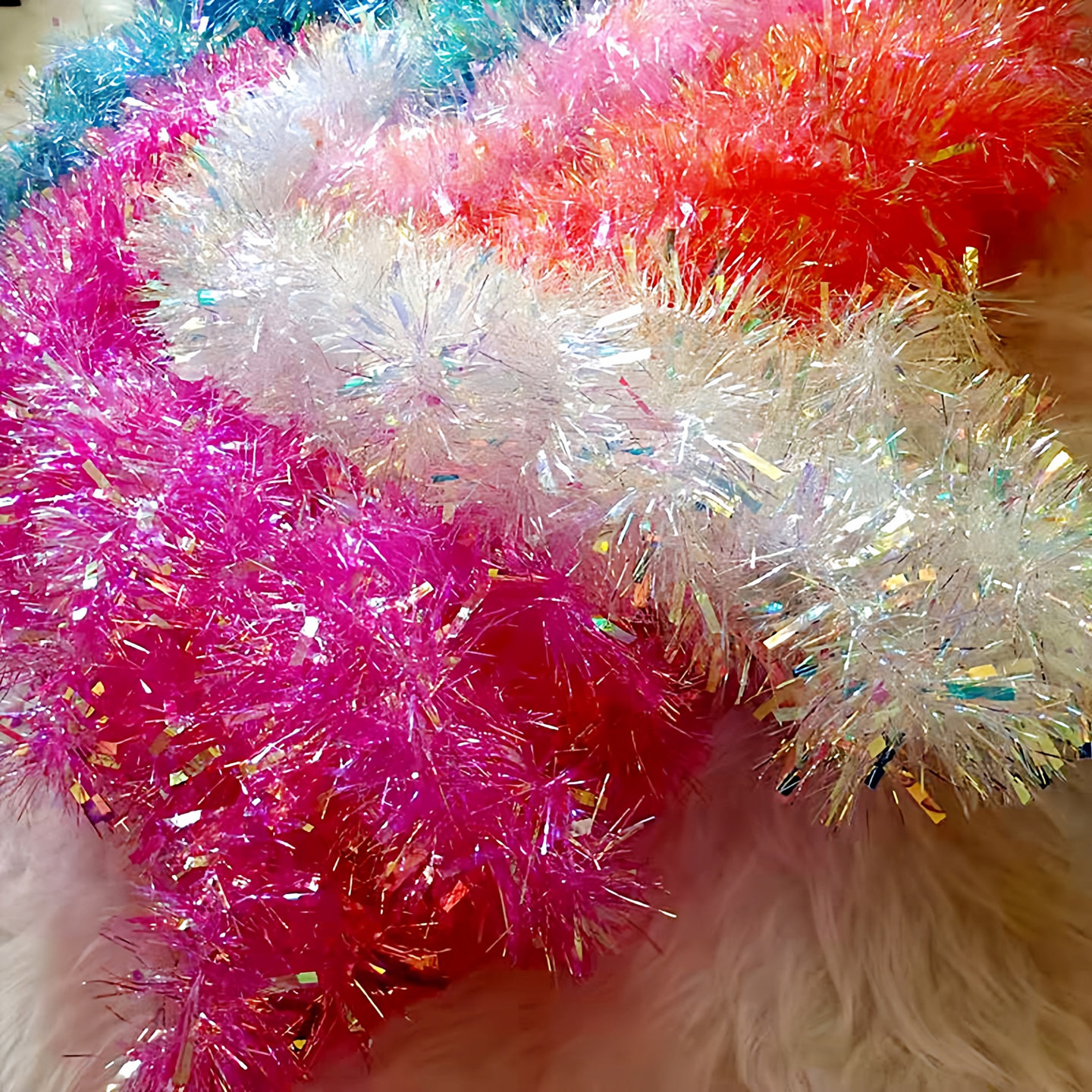 店铺节庆装饰幻彩镭射毛条彩带扶梯拉花吊顶布置彩带亮丝加密彩条