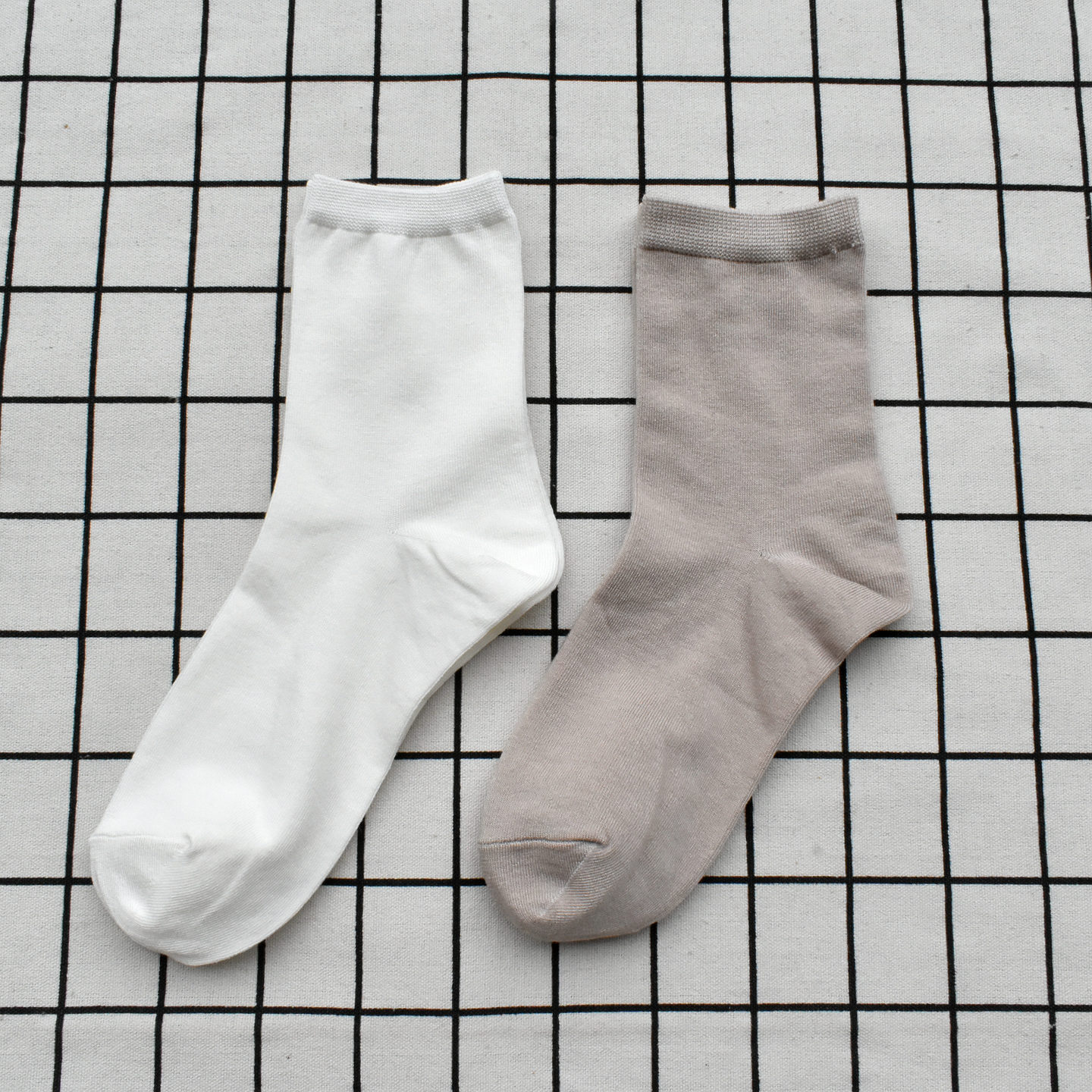 竹纤维奶白色中筒袜女袜