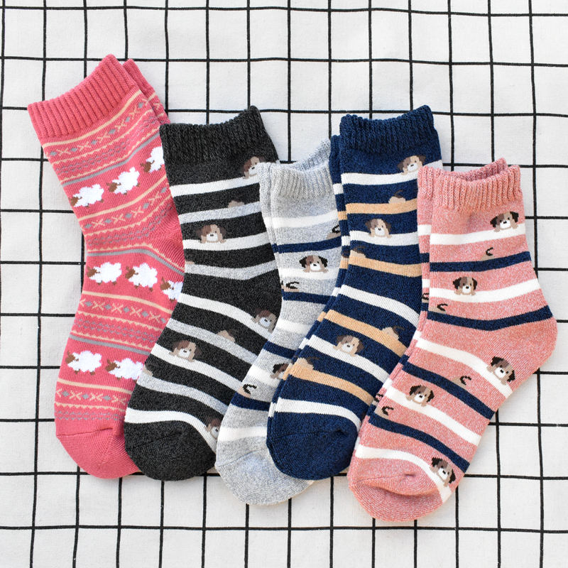 女士毛巾袜加厚中筒袜保暖女棉袜毛圈卡通小狗提花日单可爱袜子