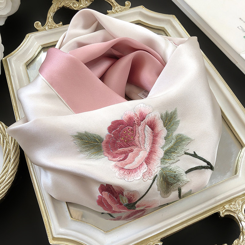 富贵牡丹中国风高档真丝刺绣围巾女桑蚕丝手工苏绣花丝巾披肩四季
