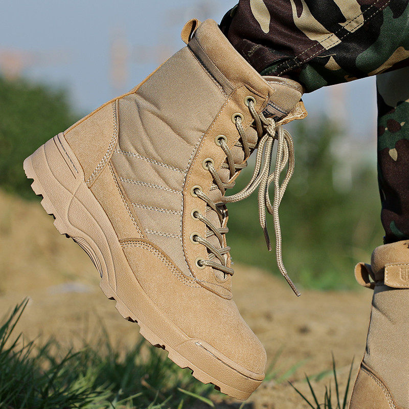 Bottes militaires en cuir - porter - Ref 1402522 Image 1