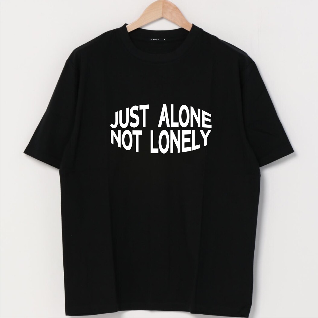 我并不孤独字母设计短袖T恤夏装