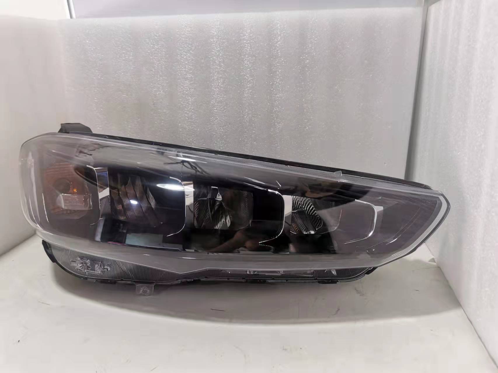 适用21现代ix35前大灯总成