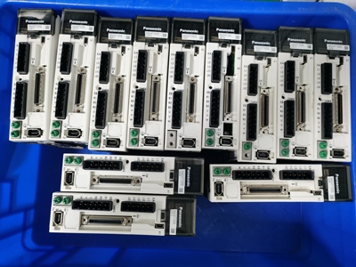 伺服驱动器MADHT1505E二手机100W功率