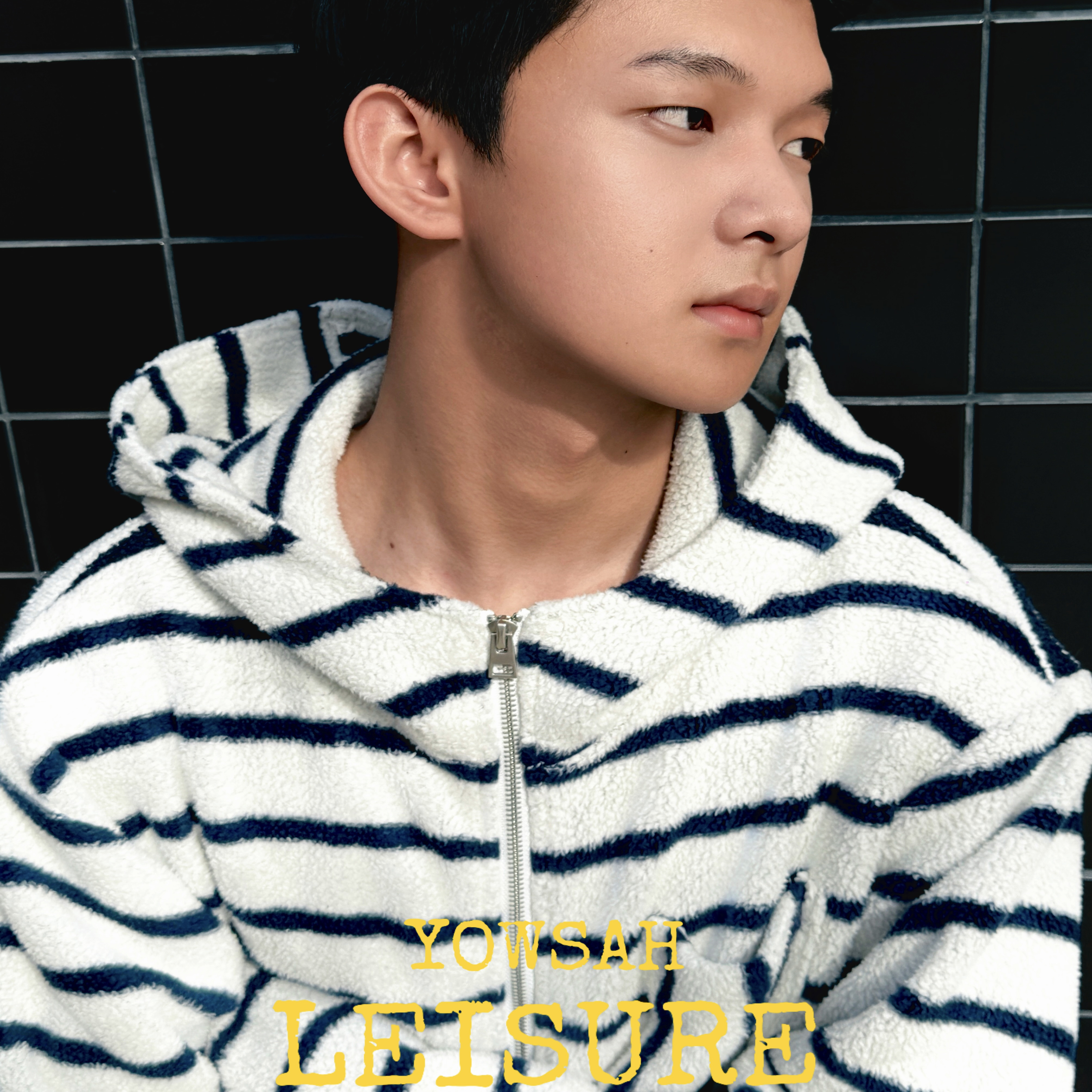 YOWSAH 条纹毛感拼接连帽宽松拉链卫衣 男女同款