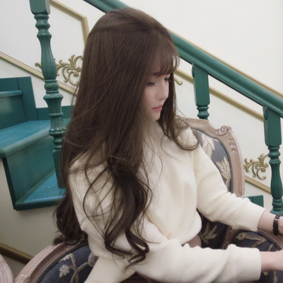 Perruque ANNA LUO  .  Les cheveux longs - Ref 2607622 Image 3