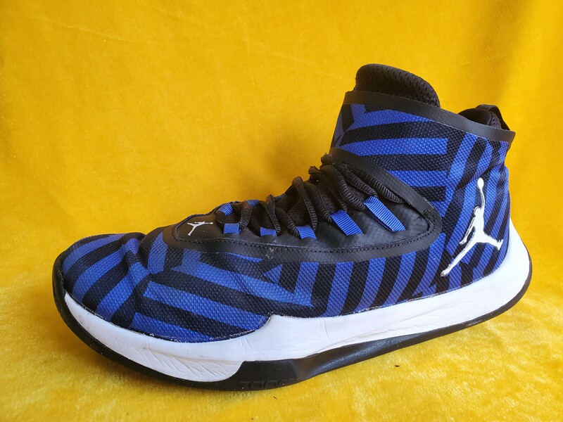 二手 JORDAN FLY UNLIMITED PFX 减震篮球鞋 43码