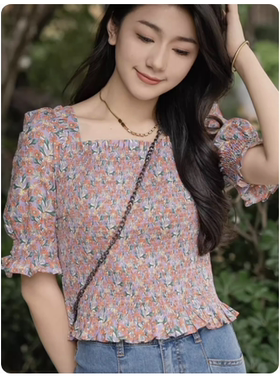 哥家专柜同款2026夏款法式方领短款显瘦碎花短袖衬衫上衣1300995