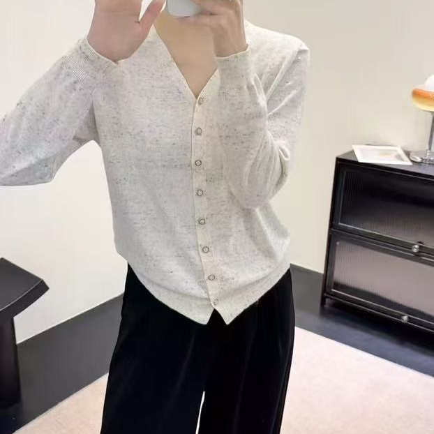 细羊毛女士薄款短款v领开衫外套女新款针织毛衣高级感上衣L1776