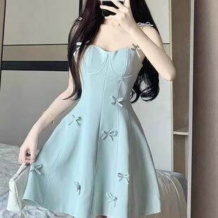 法式小众设计感蝴蝶结吊带连衣裙女甜美收腰小个子生日小礼服裙