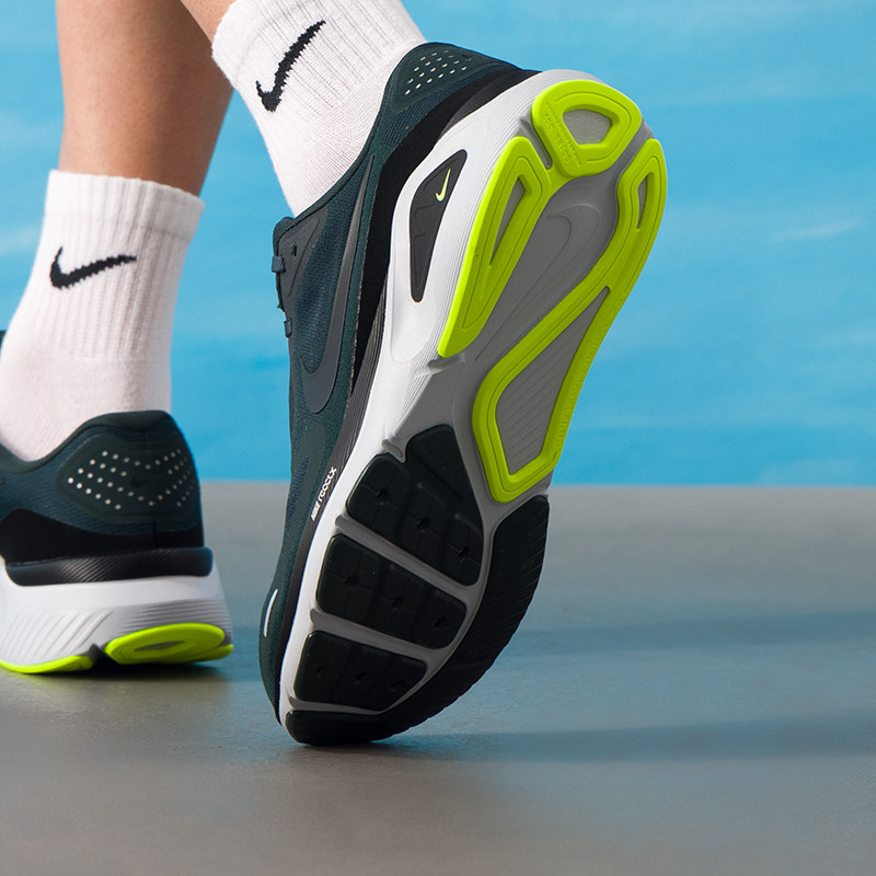 耐克NIKE跑步鞋男鞋25冬季新款structure 26训练鞋缓震耐磨跑步鞋