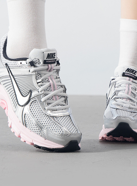Nike耐克女鞋2026新款运动鞋ZOOM VOMERO 5 NEWS复古时尚休闲鞋