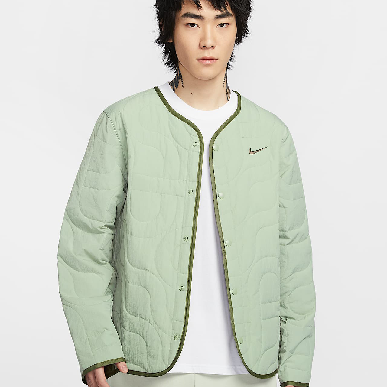 NIKE耐克官方外套男装新款户外保暖运动服轻薄男士休闲夹克HV8204