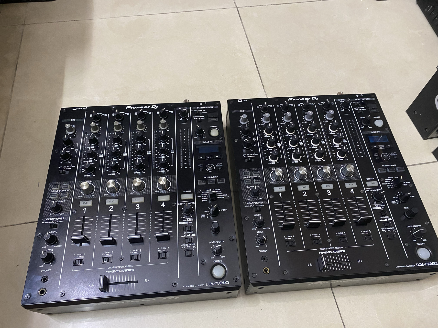 pioneer 先锋DJM750MK2混音台 DJ打碟混音 内置声卡 全正常 保修
