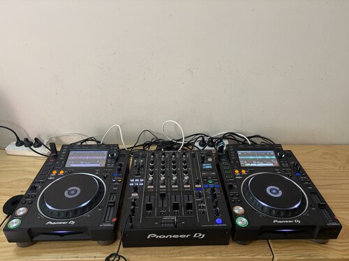 先锋先锋2000三代打碟机搭配DJM900三代混音台一套 CDJ2000NXS2