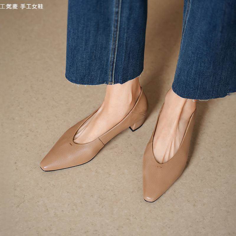 秋鞋女2025新款手工方头V口单鞋粗跟复古韩版四季鞋百搭通勤女鞋
