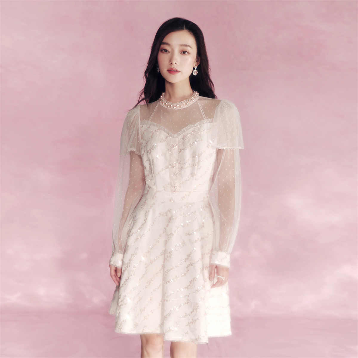 【限时直降】伊华欧秀连衣裙拼接蕾丝花边长袖连衣裙43KAQ5129