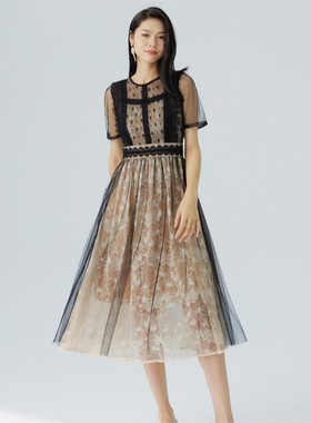 【限时直降】伊华欧秀连衣裙32KAQ3093