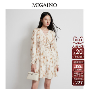 Migaino曼娅奴女装2026春夏新款V领优雅美式显瘦印花茶歇连衣裙