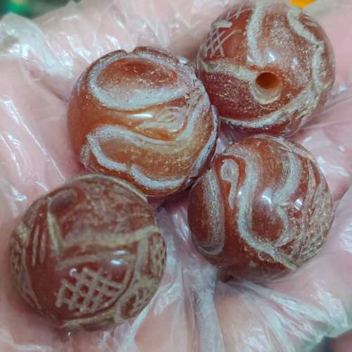 22mm古玉红肉雕刻圆珠