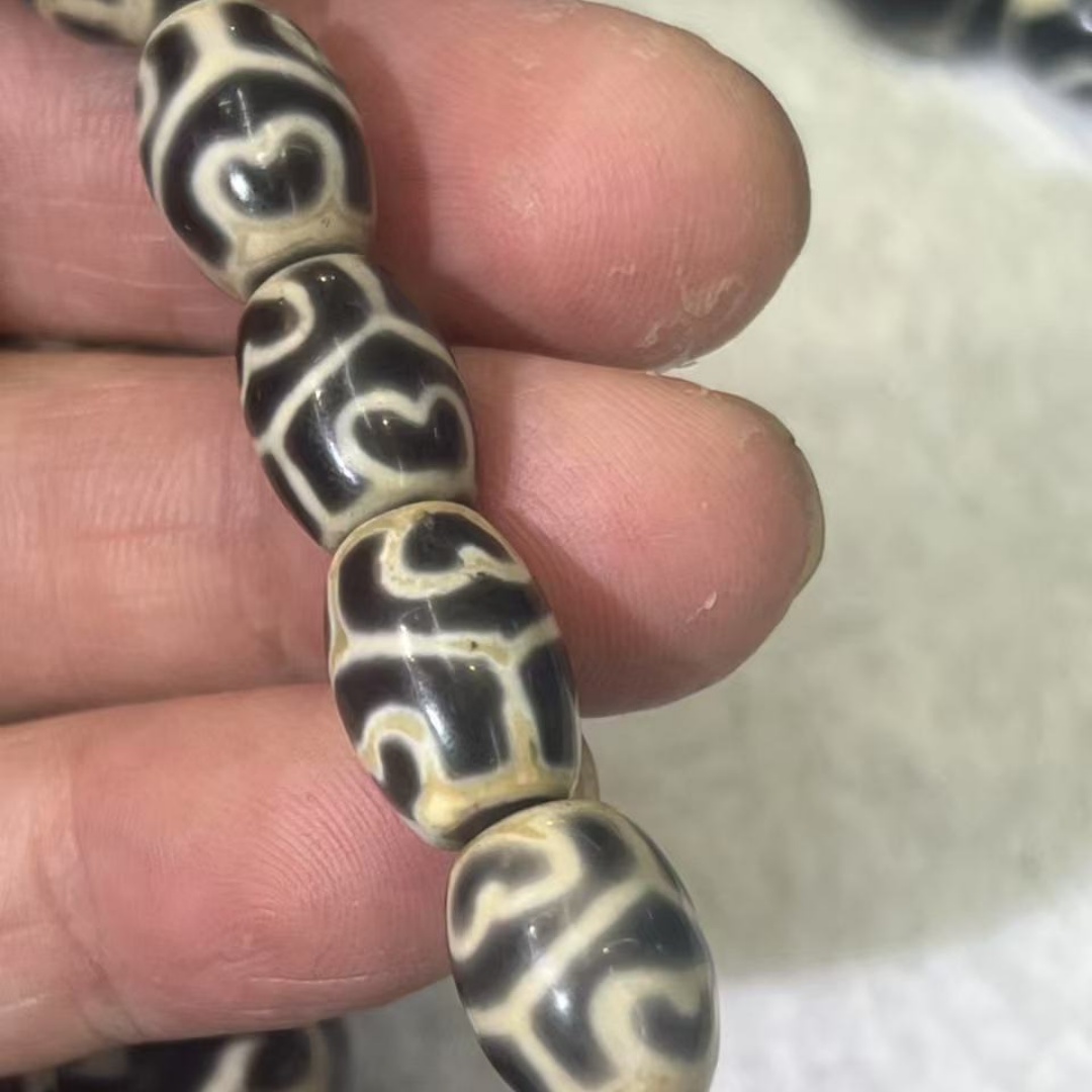 27颗/串天原玛瑙天珠珠串