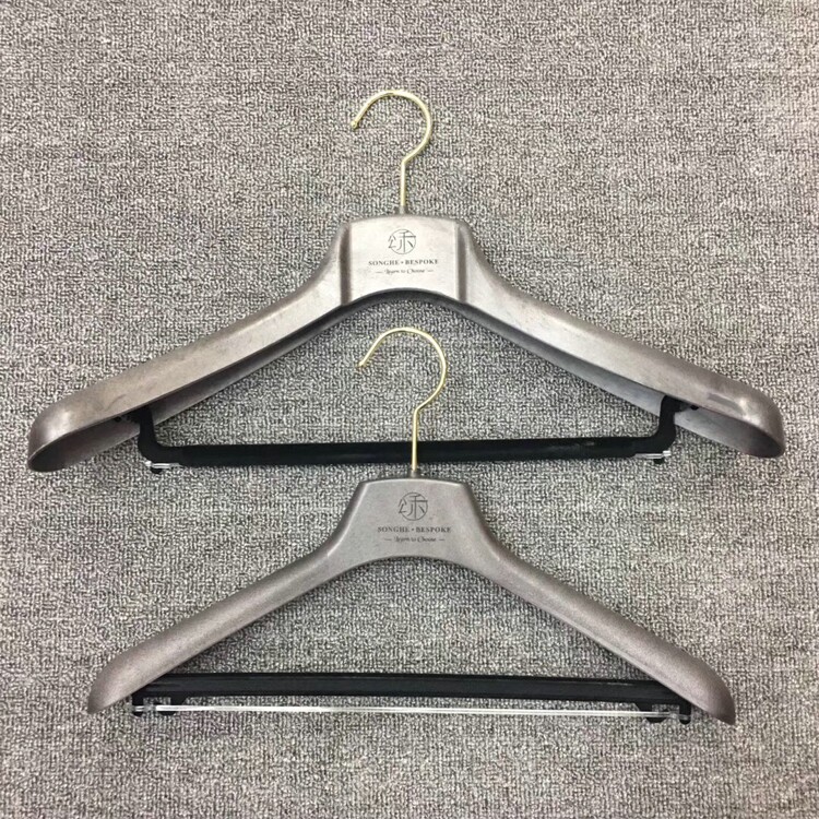 男女西服衣架定做logo